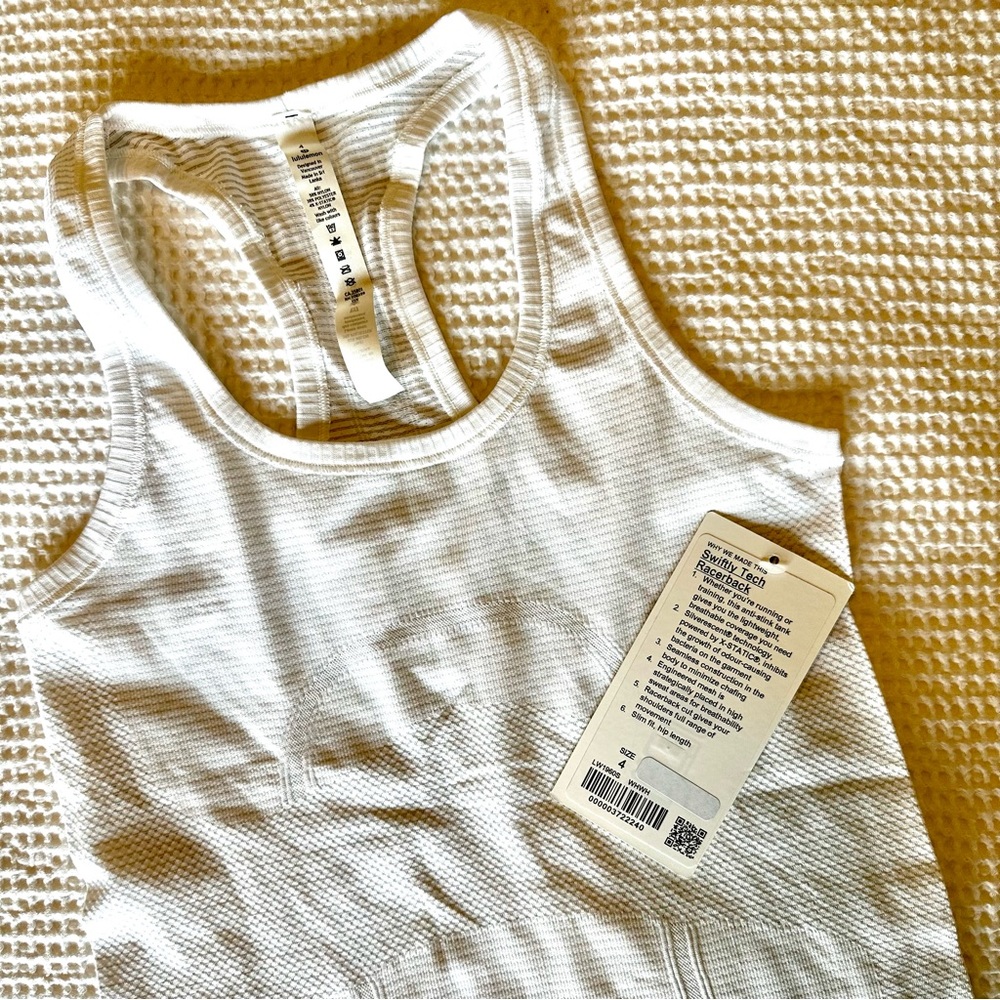 Lululemon Swiftly Tech Racerback